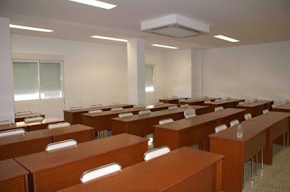 Centro de Estudios Óptima