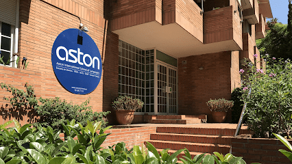 Aston School - Academia de Idiomas Sarrià