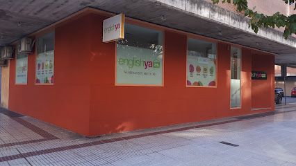 EnglishYA Centre & Campamentos | Academia de inglés para niños y adultos