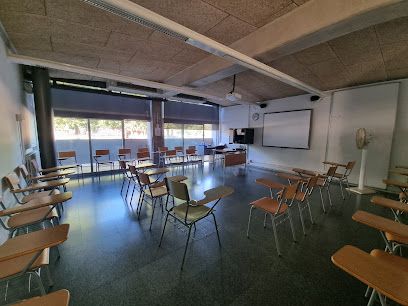 EOI Escola Oficial d' Idiomes de Girona